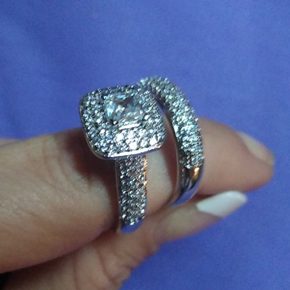NWT 925 SILVER WEDDING RING SIZE 9 - Picture 2 of 2